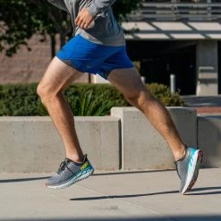 HOKA Clifton 7 - Road Shoe - Men's