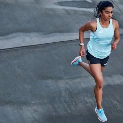 HOKA Clifton 8 - Road Shoe - Women's