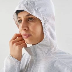 SALOMON Lightning Race Waterproof Jacket - Women's 18 SALOMON Lightning Race Waterproof Jacket - Women's