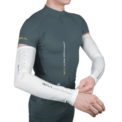 WAA Pro-Tech Armsleeves - Unisex